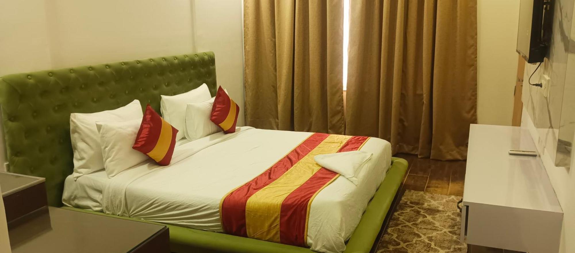 Hotel Elite Sector 45 I Gurgaon Central I Couple Friendly Eksteriør bilde