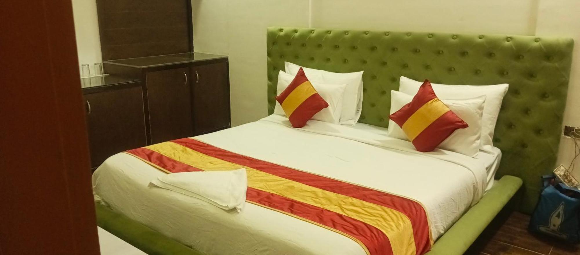 Hotel Elite Sector 45 I Gurgaon Central I Couple Friendly Eksteriør bilde
