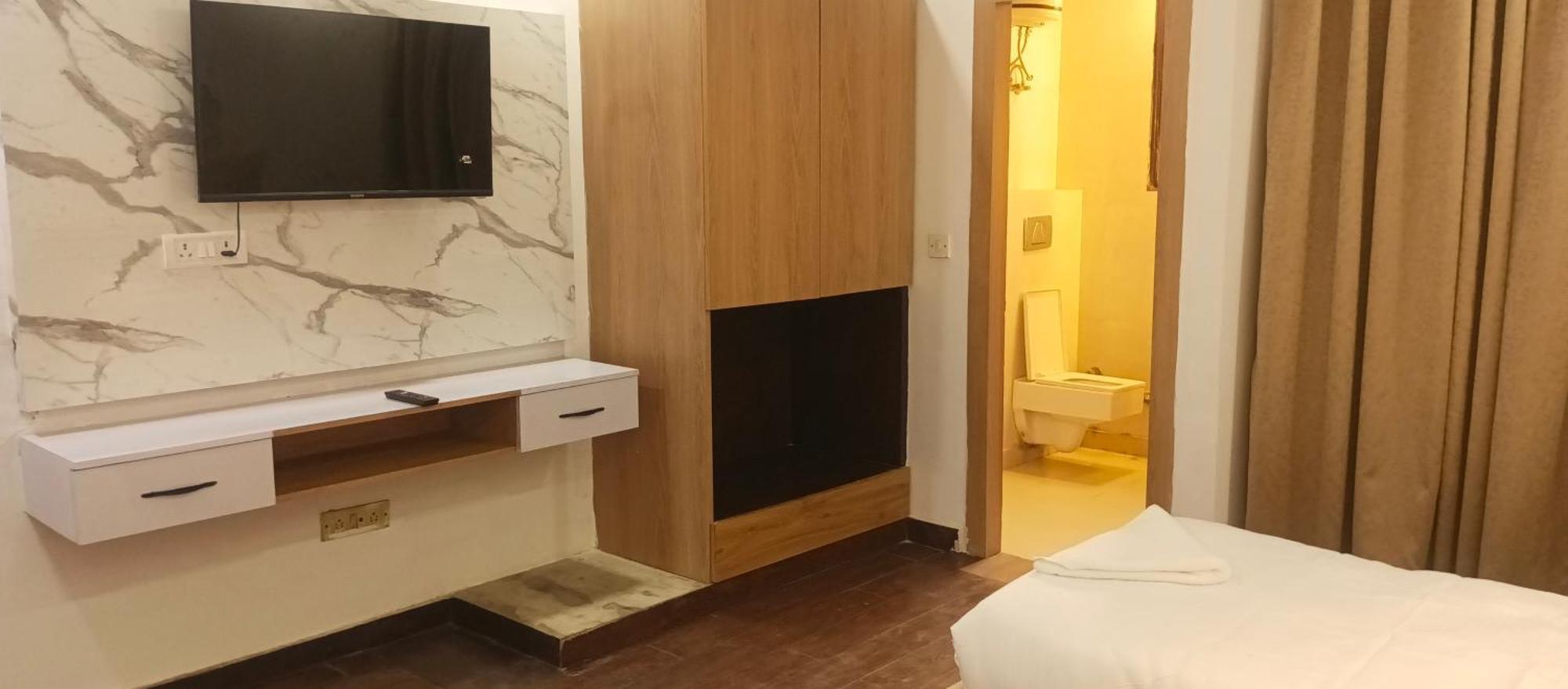 Hotel Elite Sector 45 I Gurgaon Central I Couple Friendly Eksteriør bilde