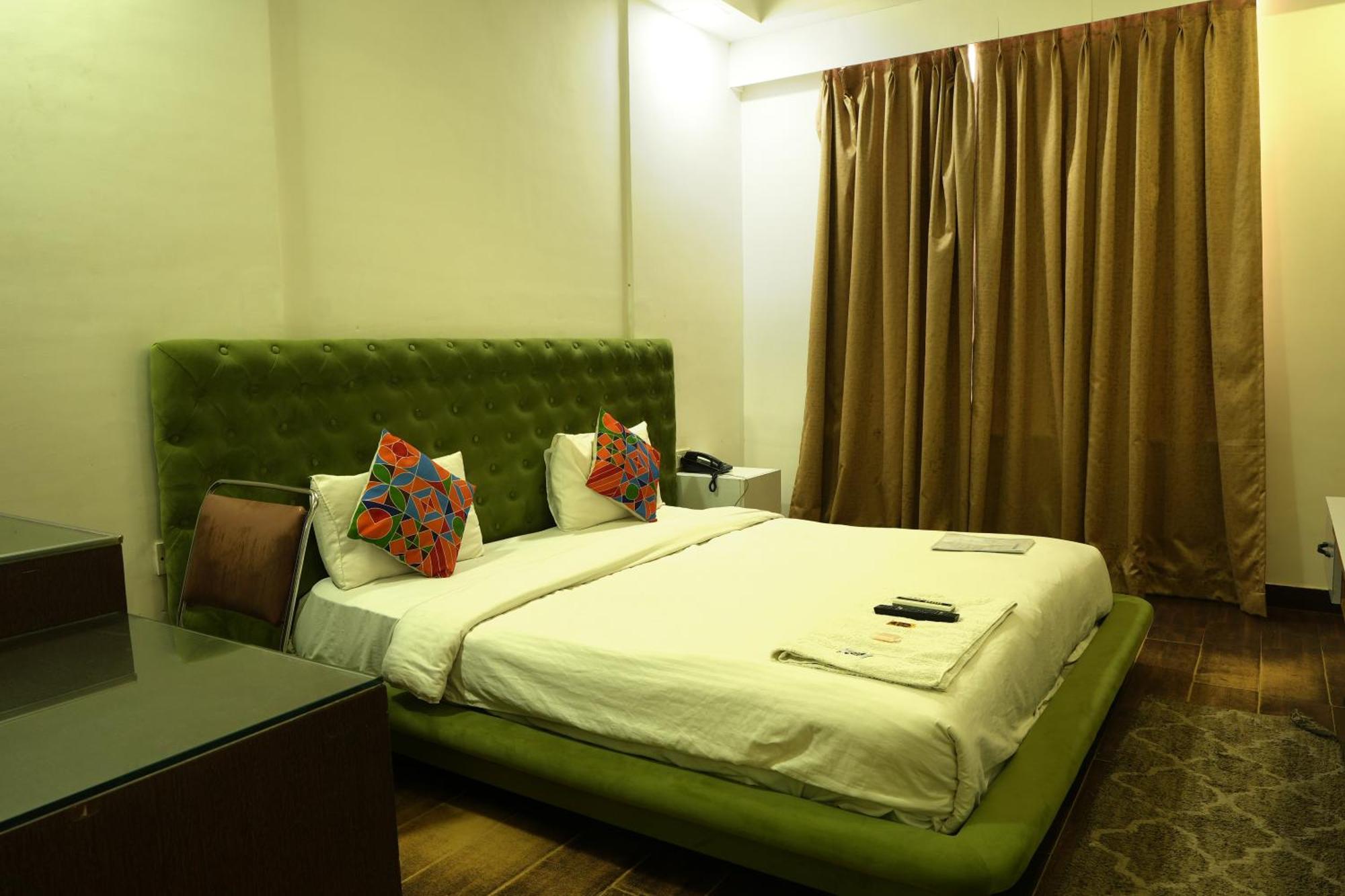 Hotel Elite Sector 45 I Gurgaon Central I Couple Friendly Eksteriør bilde